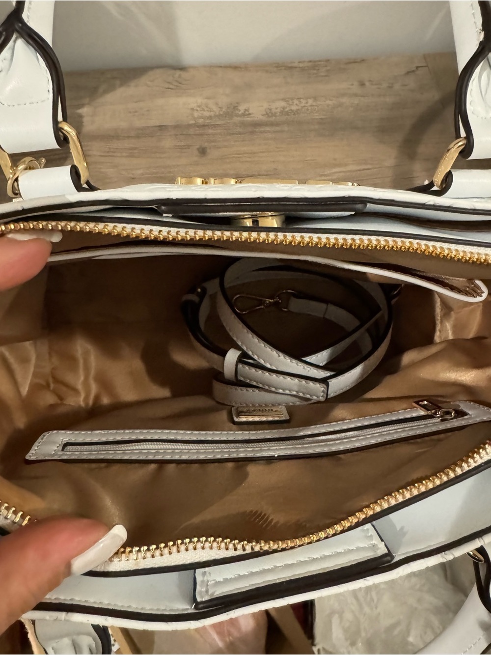 GUESS White Embossed Logo Satchel with Gold Hardware - Picture 5 of 7